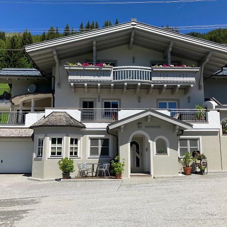 Apartment Kerer Wald im Pinzgau Eksteriør billede