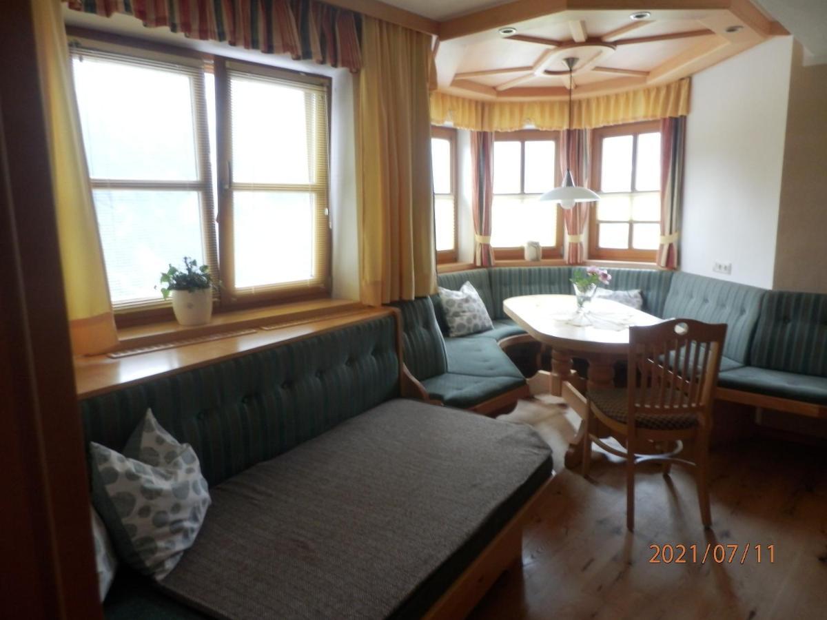 Apartment Kerer Wald im Pinzgau Eksteriør billede